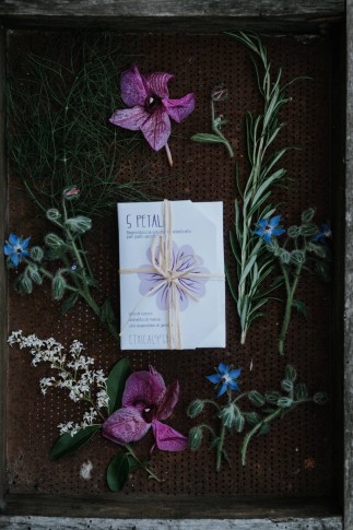 5 Petali Bagno e crema doccia solido per pelli secche Ethical Grace