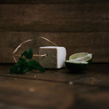 Lo Scacciaguai - shampoo e balsamo solido 2 in 1 purificante per capelli grassi Ethical Grace Lo Scacciaguai - shampoo e balsamo solido 2 in 1 purificante per capelli grassi Ethical Grace