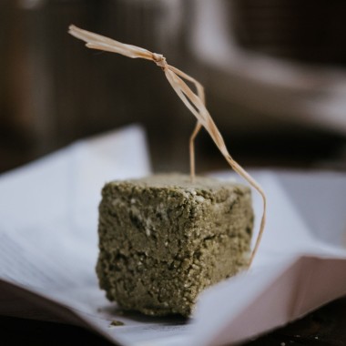 L’Incomparabile - Shampoo e balsamo solido 2 in 1 anti-forfora anti-prurito Ethical Grace L’Incomparabile - Shampoo e balsamo solido 2 in 1 anti-forfora anti-prurito Ethical Grace