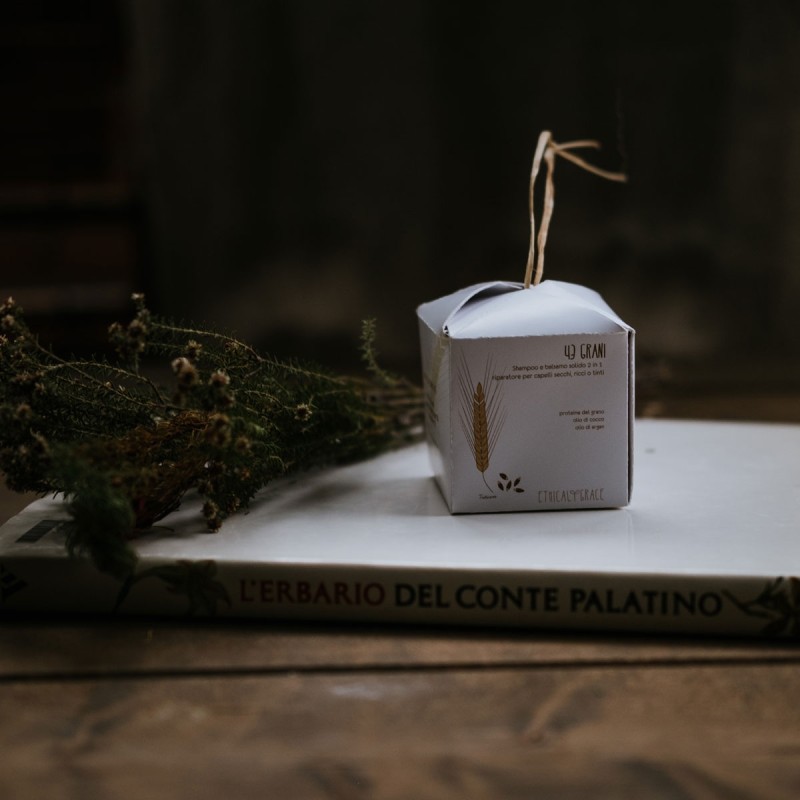 43 Grani - Shampoo e balsamo solido 2 in 1 riparatore per capelli secchi, ricci o tinti Ethical Grace 43 Grani - Shampoo e balsamo solido 2 in 1 riparatore per capelli secchi, ricci o tinti Ethical Grace