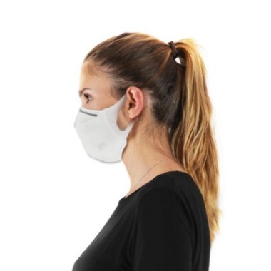 Disposable KN95/FFP2 protective face mask - white color