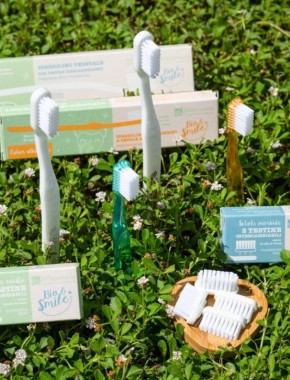 Spazzolino in fibra vegetale per adulti (setole MEDIE) - LaSaponaria