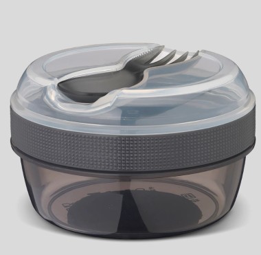 Snack holder with integrated ice bottle - Carl Oscar