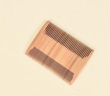 Pettinino in legno baby