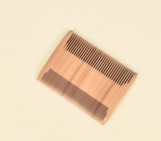 Pettinino in legno baby